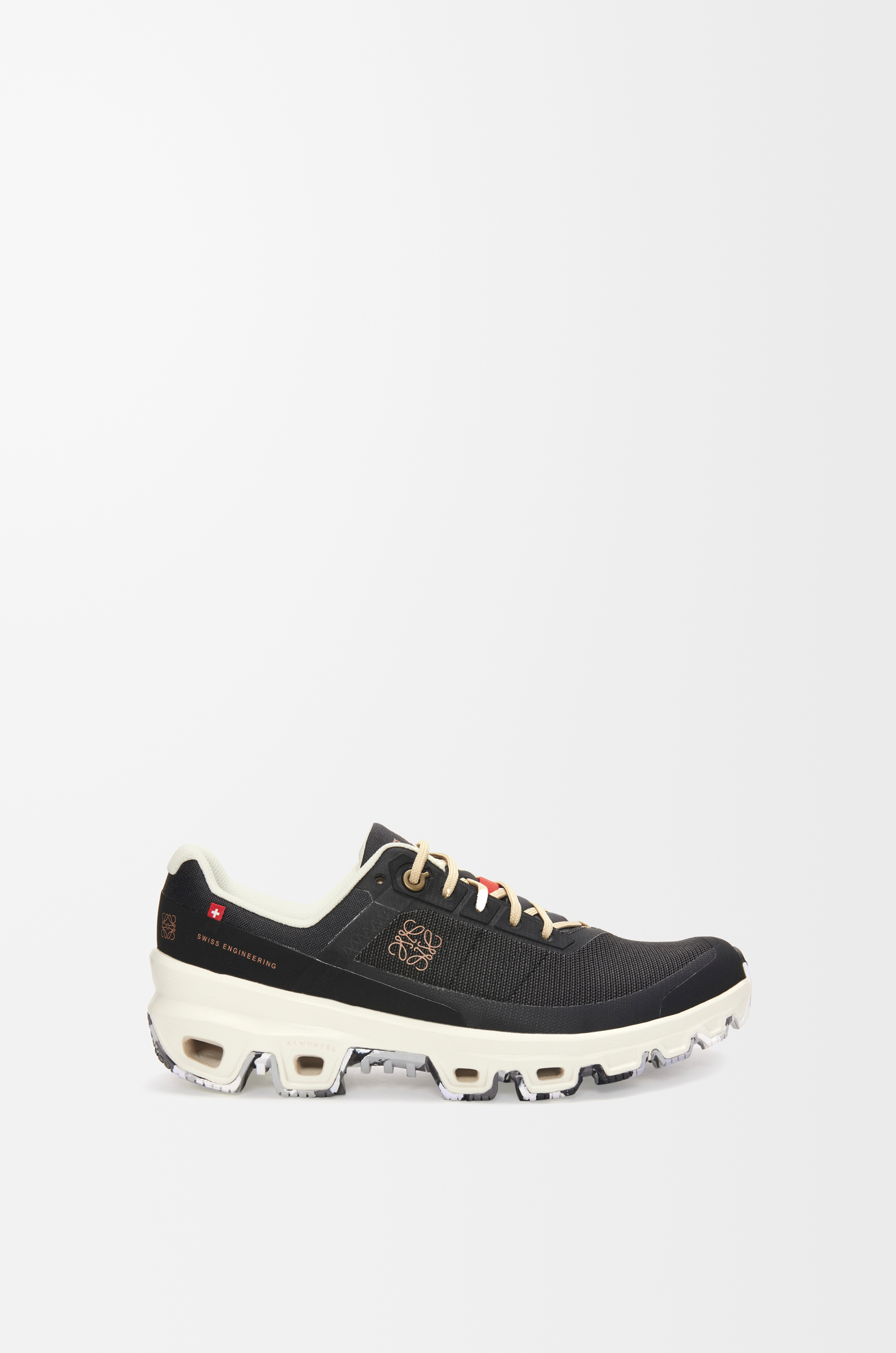 New LOEWE x On Collection · Sneakers LOEWE LOEWE