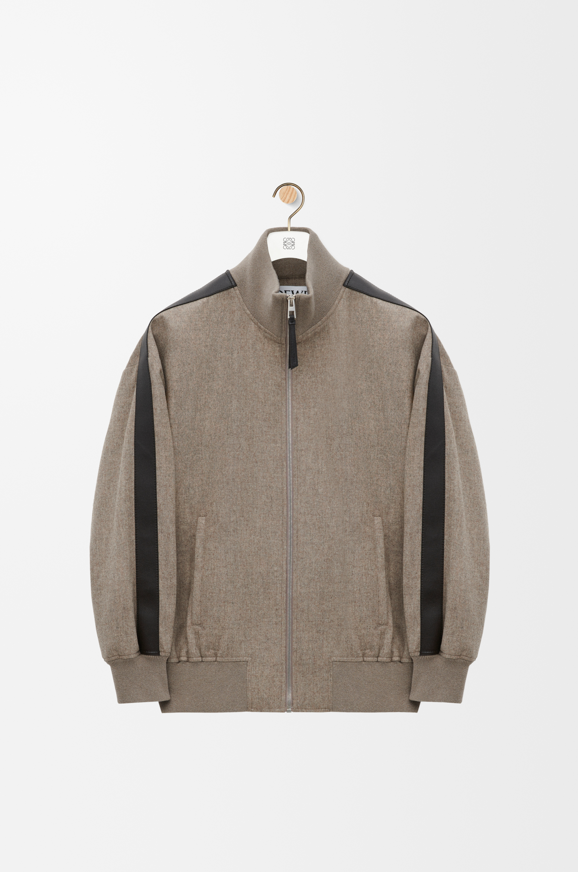 連載「憧れの逸品」No.17 ロエベに根を張ったナッパのジャケット