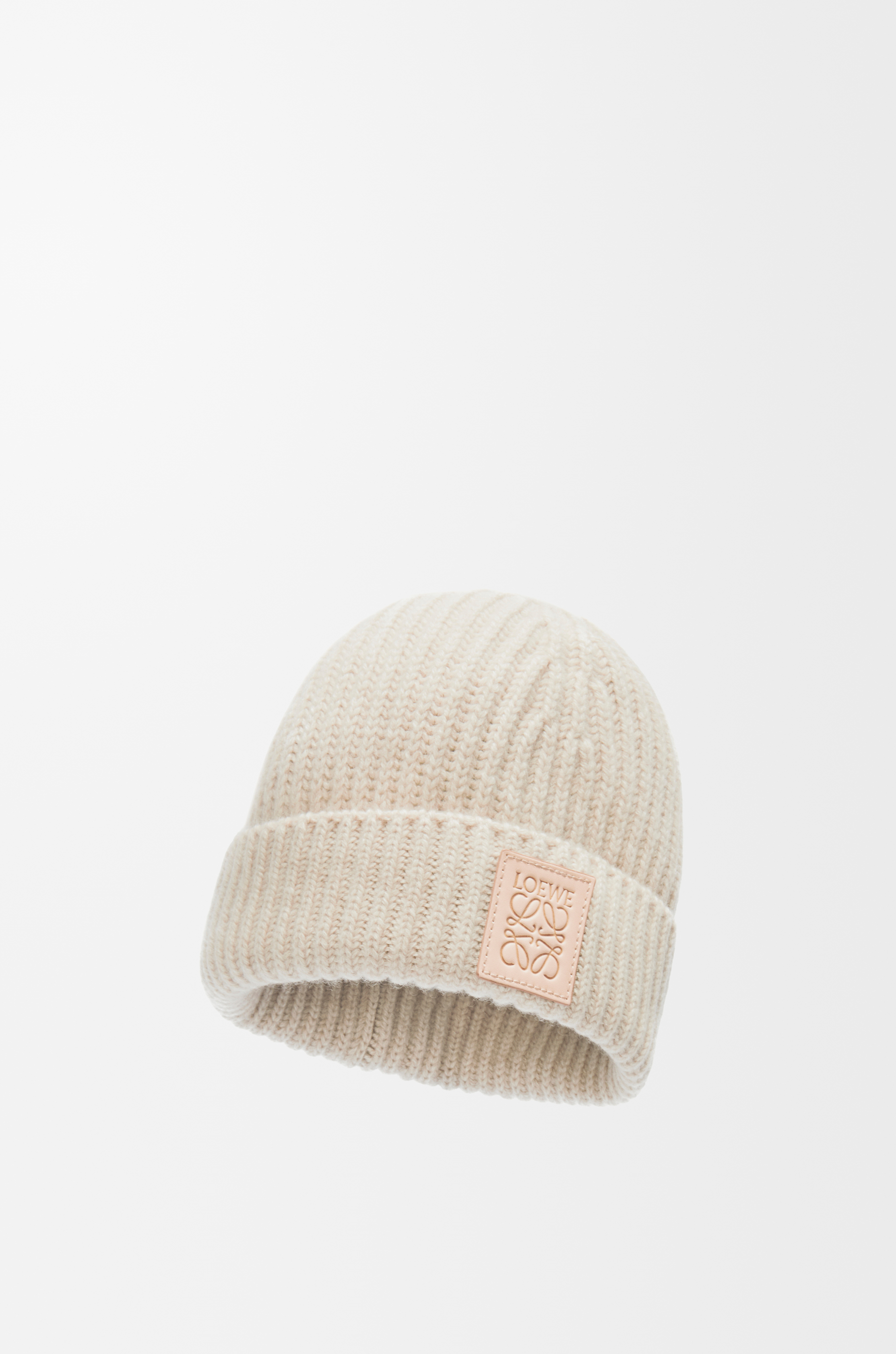 LOEWE Beanie in cashmere Light Beige