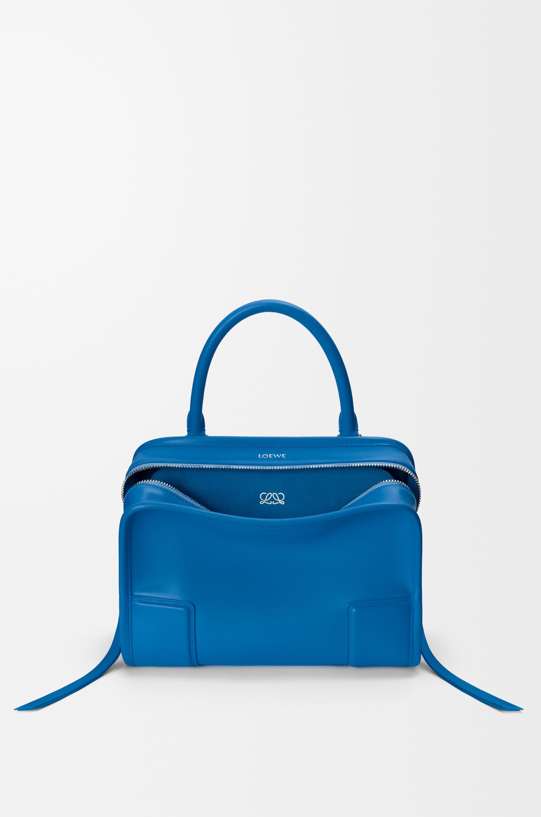 アマソナ180 バッグ スモール（ソフトカーフ） ブルー - LOEWE Japan