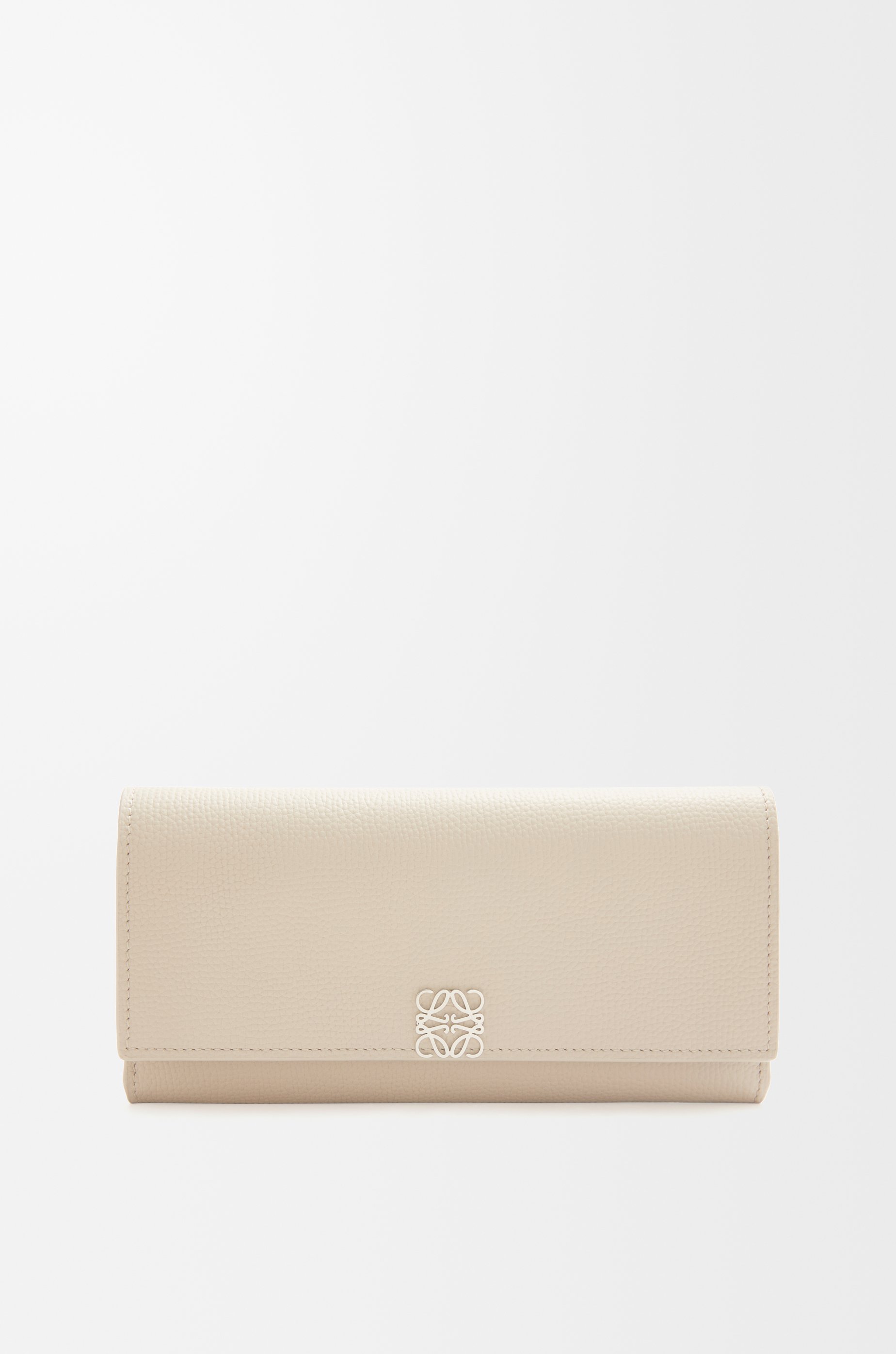 Anagram continental wallet in pebble grained calfskin Light
