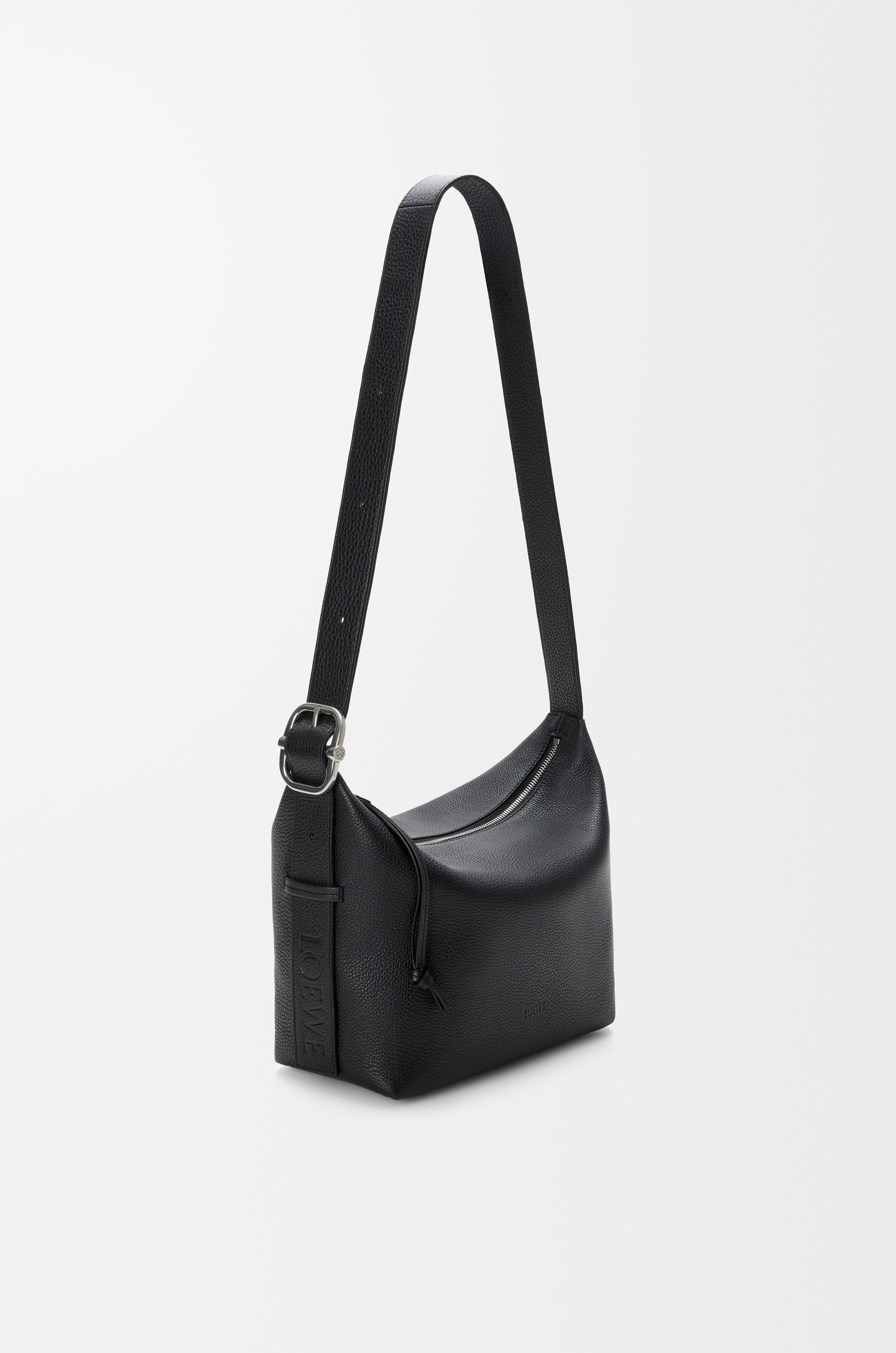 Medium Loop hobo in supple grained calfskin