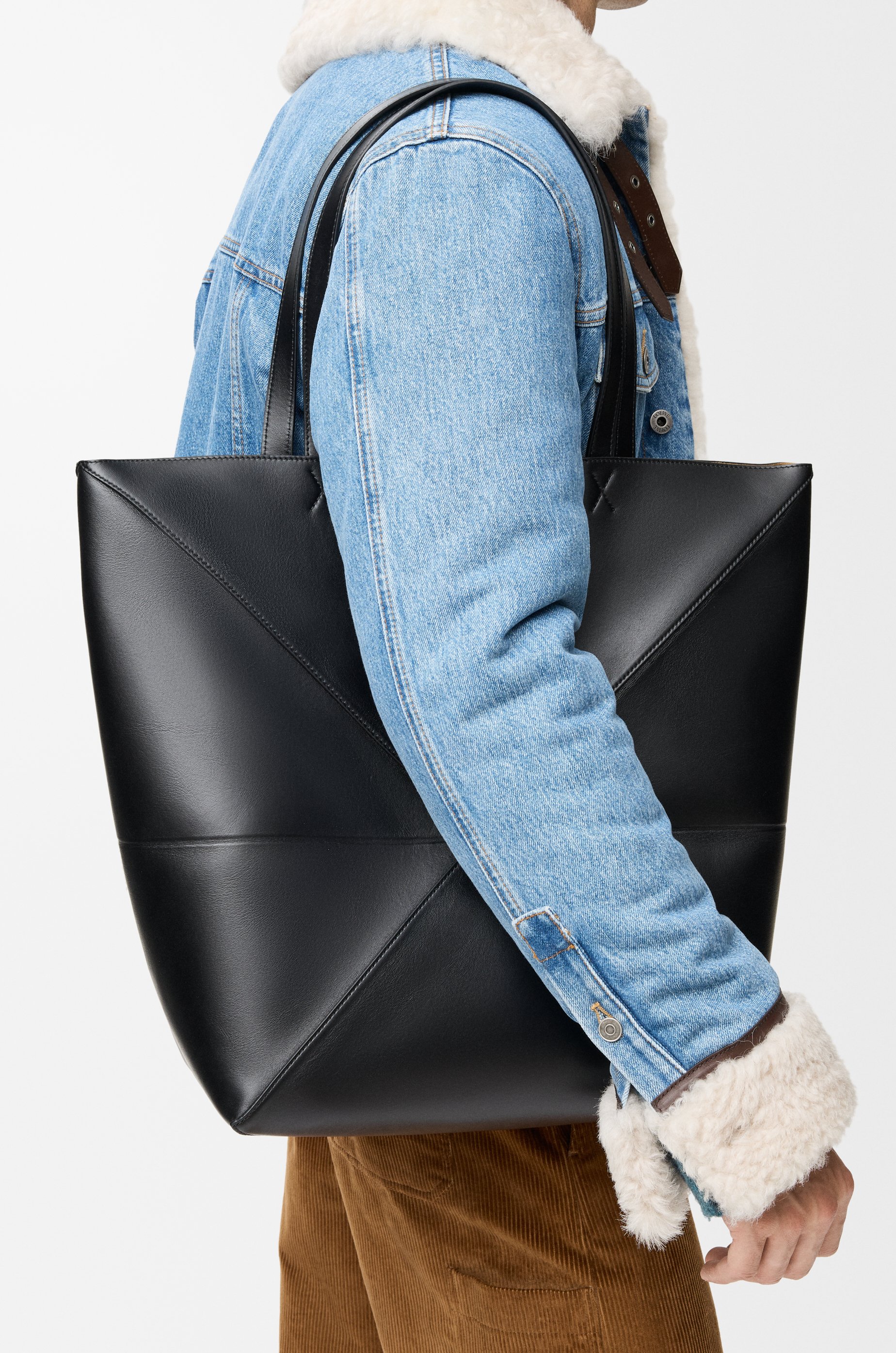 LOEWE XL Puzzle Fold tote in shiny calfskin Black