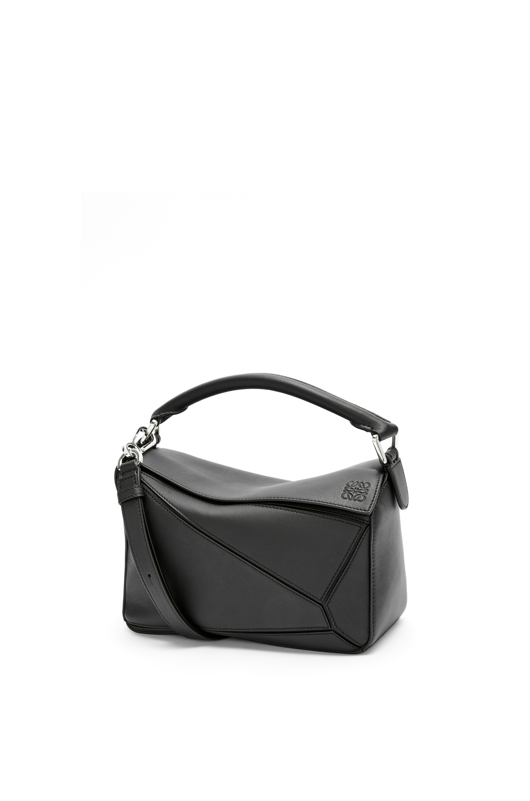 Loewe Satchel 2024 favors