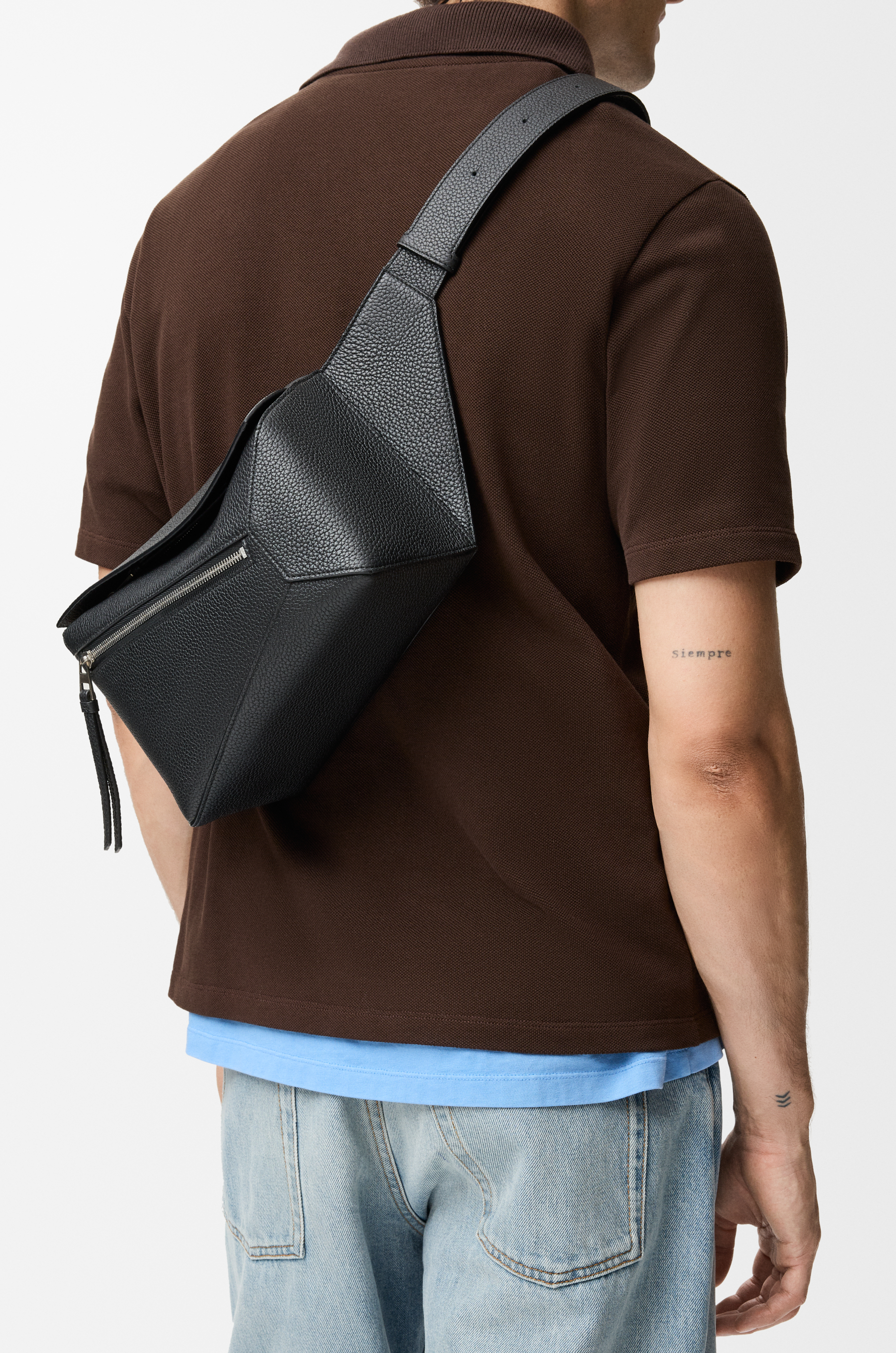 LOEWE Small Puzzle bumbag in grained calfskin Black