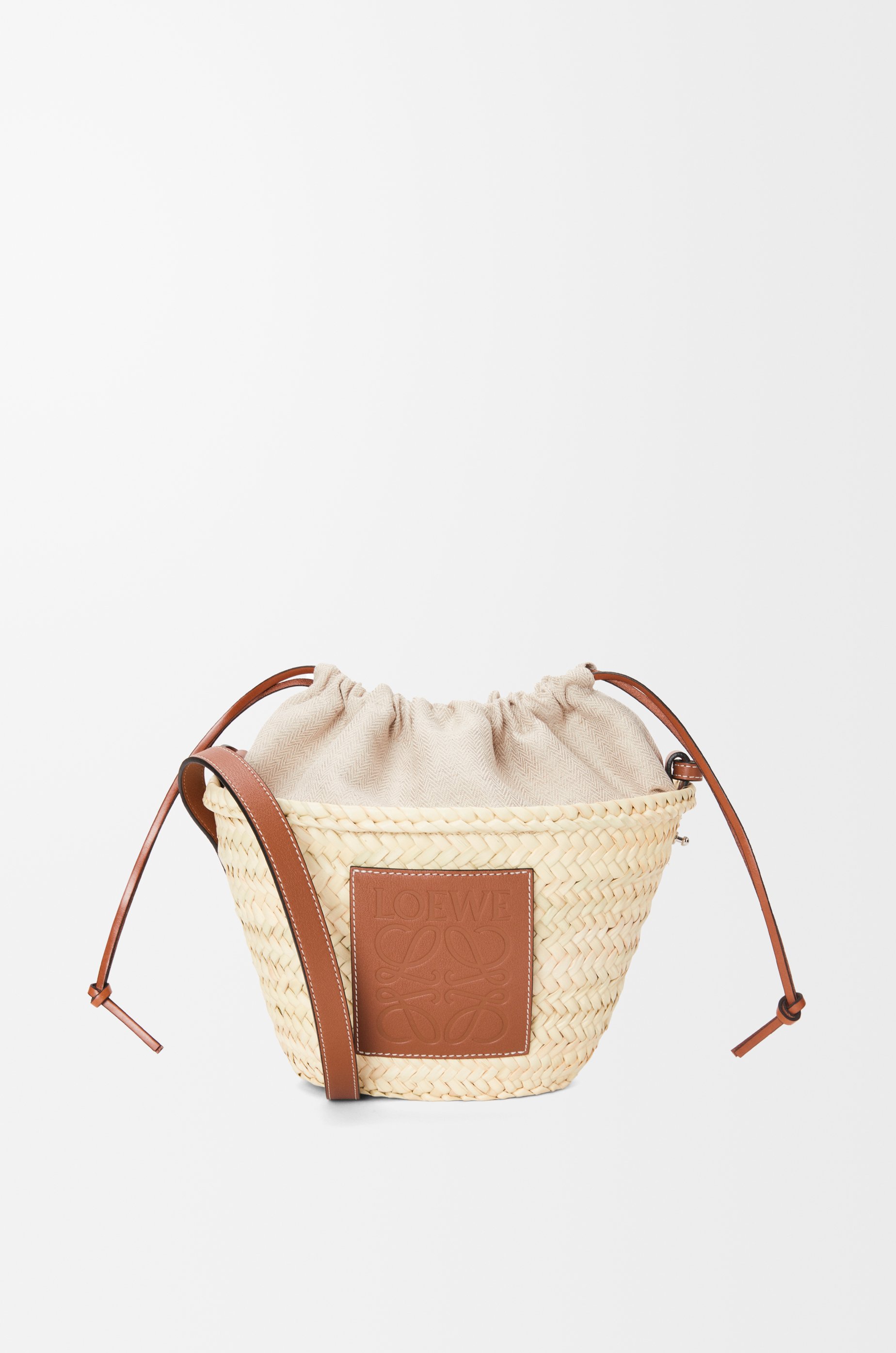 Drawstring Bucket Bag In Palm Leaf And Calfskin Natural/Tan - Loewe