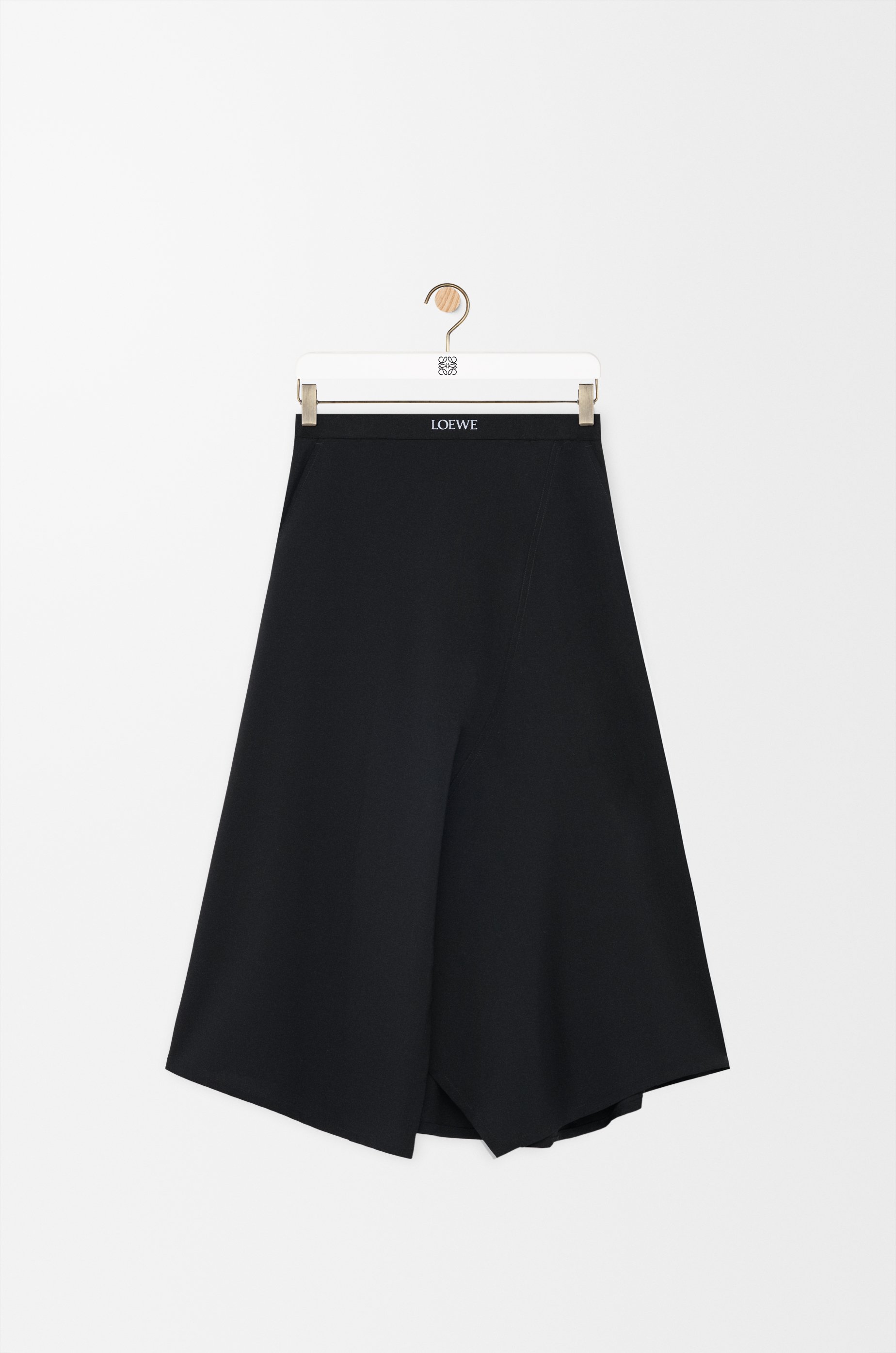 【再入荷】 アシンメトリー スカート（ウール） ブラック - LOEWE スカート