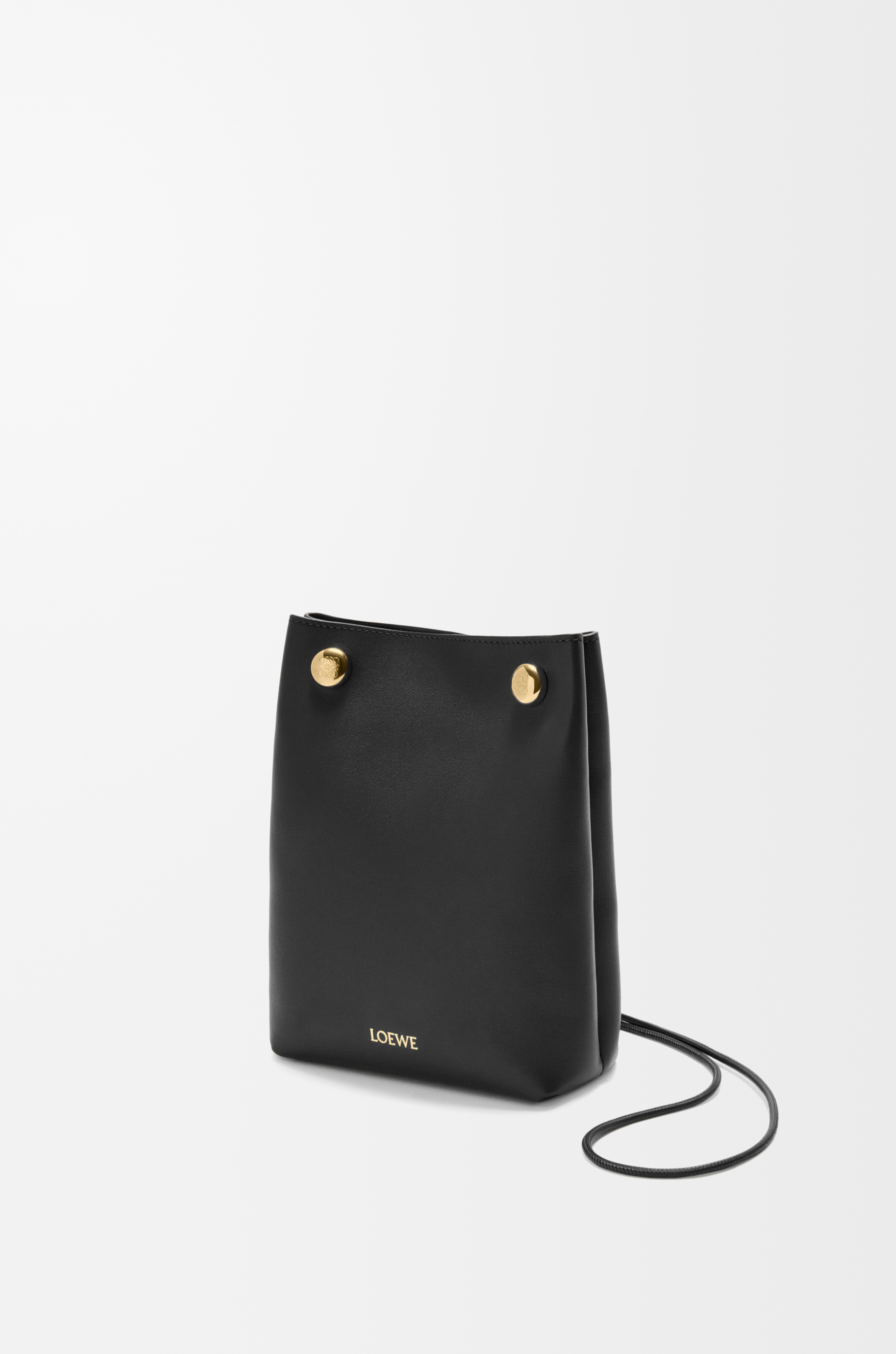 LOEWE Pouch Pebble en piel de ternera Negro