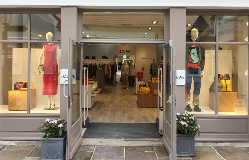 LOEWE La Vallée Outlet LOEWE La Vallée Outlet
