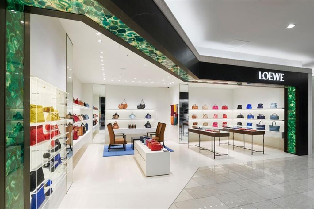 LOEWE JR Nagoya Takashimaya LOEWE JR Nagoya Takashimaya