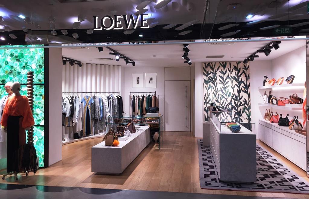 LOEWE Galeries Lafayette LOEWE Galeries Lafayette