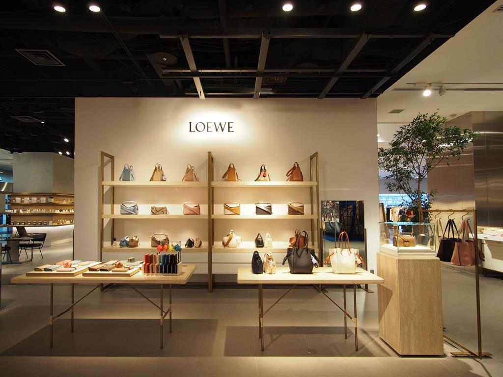 LOEWE Estnation Roppongi Hills LOEWE Estnation Roppongi Hills