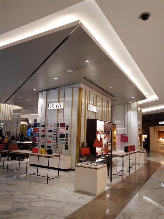 LOEWE POLANCO LOEWE POLANCO